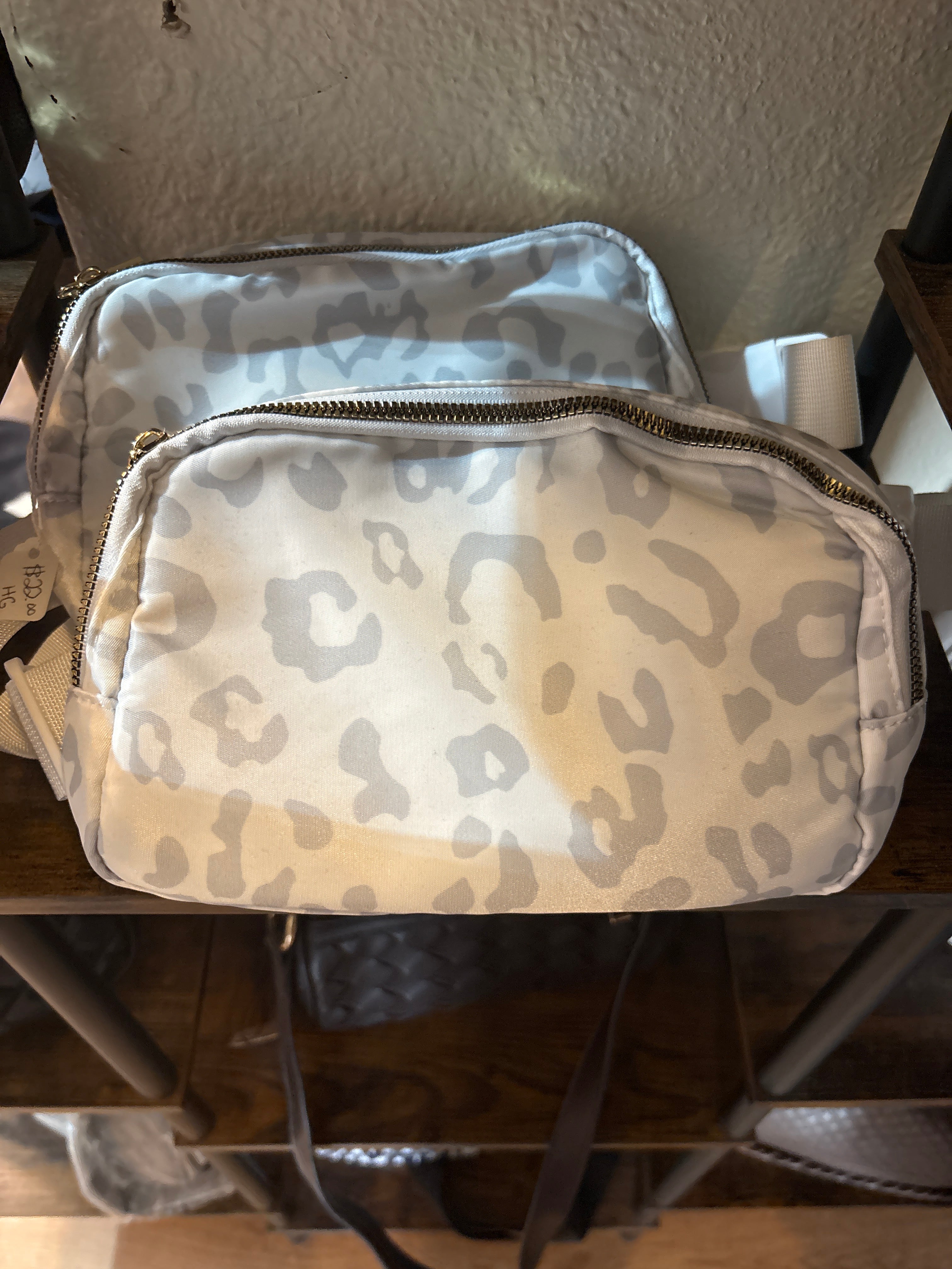 Snow leopard cross body