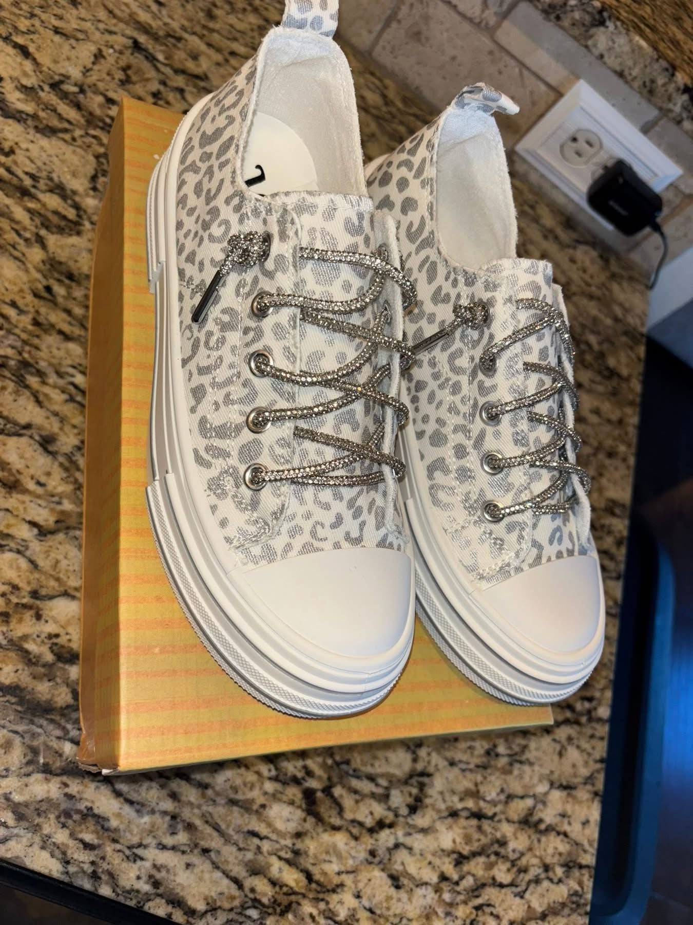 Snow leopard sparkle shoe string shoes